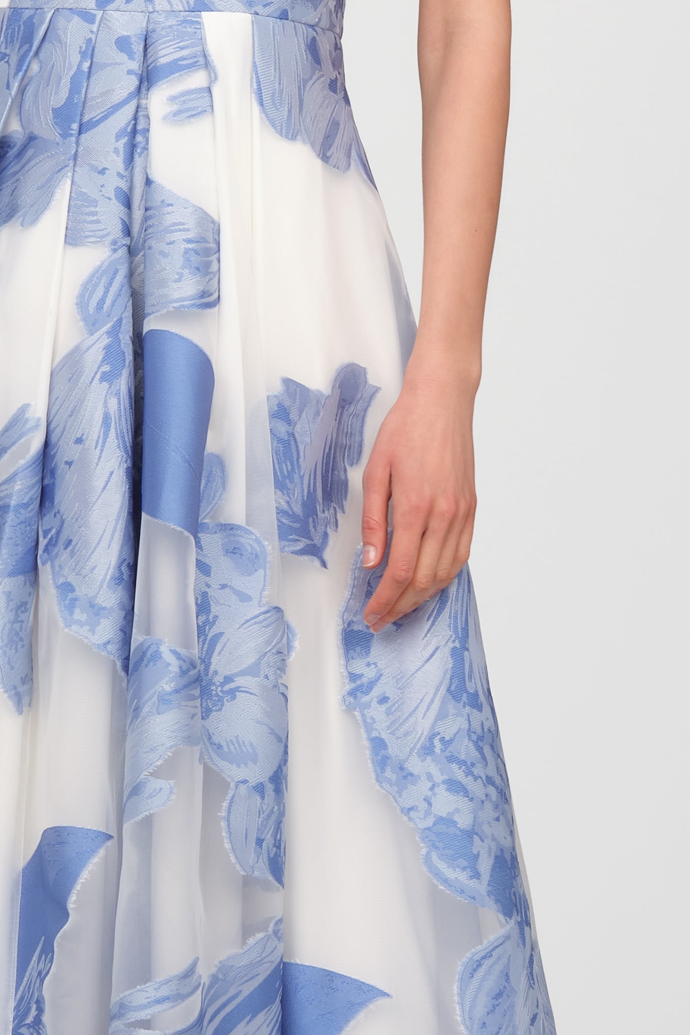 Oleana Gown Kay Unger 55116249 Wholesale