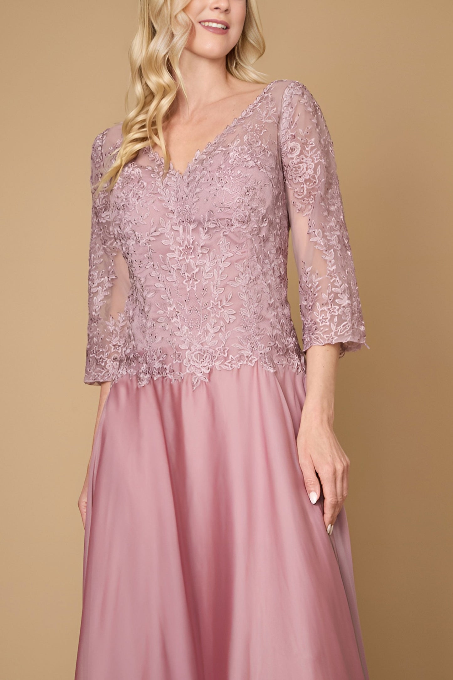 Long Sleeve Formal Mother of the Bride Lace Dress Wholesale