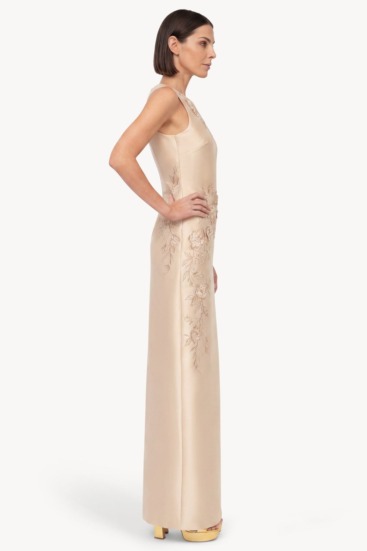 Beaded Applique Sleeveless Column Gown Badgley Mischka EG5104 Wholesale